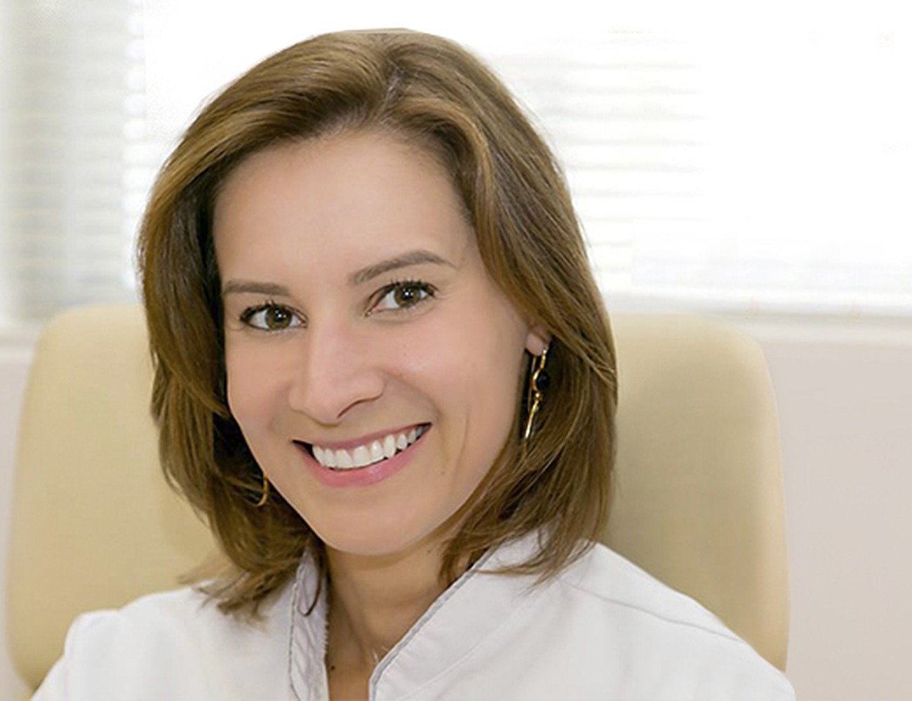 Dra. Juliana Schiavini, médica endocrinologista em Curitiba